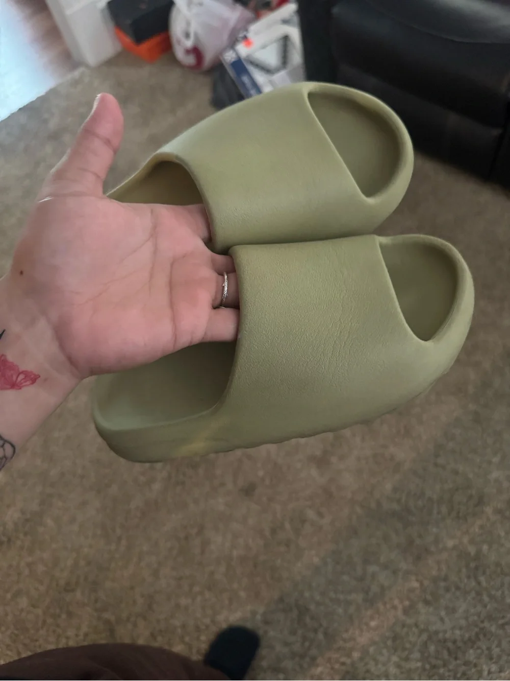 Yeezy Kids Slide Sandals in Light Olive Green